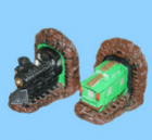 Figurines--M081778