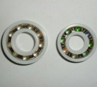 Plastic ball bearing