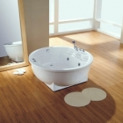 freestanding acrylic bathtub