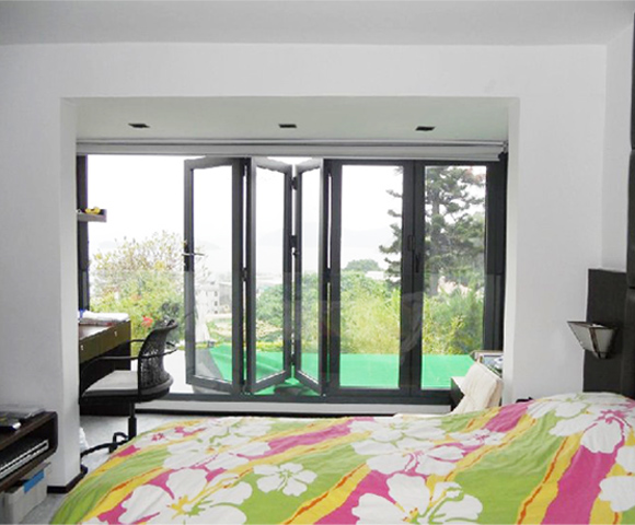 Folding door